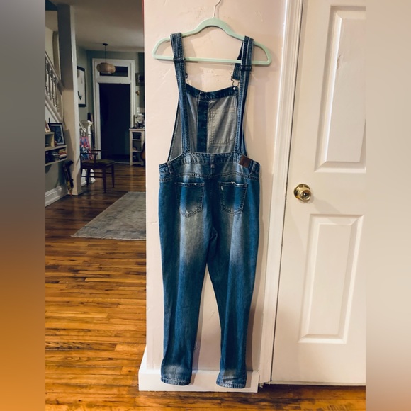 💙 life in progress Distressed Overalls - Picture 5 of 9